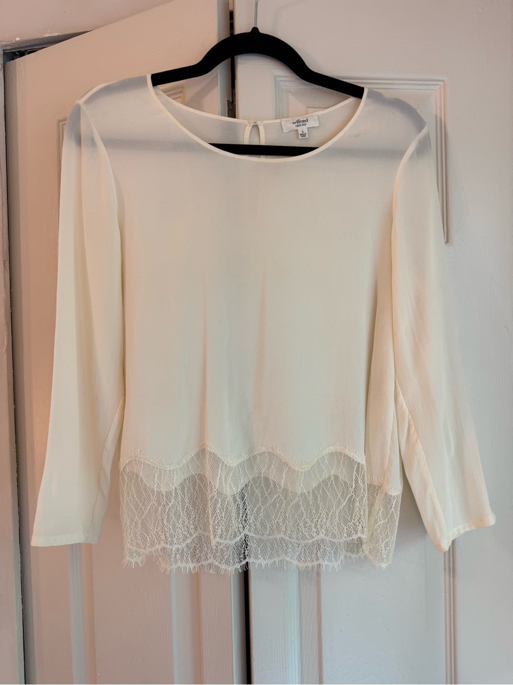 100% Silk. Wilfred Cream Lace-Hem Blouse